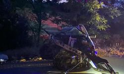 Balıkesir'de otomobilin tıra çarptığı kazada 3 kişi öldü, 1 kişi yaralandı