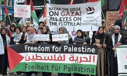 Berlin'de, Filistin'e destek gösterileri düzenlendi