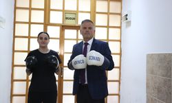 Boksör okul müdürünün şampiyon öğrencisi