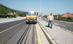 Bolu Dağı geçişinde yol güvenliği için temizlik çalışması yapılıyor