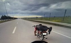 Çanakkale'de trafiği tehlikeye düşüren motosiklet sürücüleri gözaltına alındı