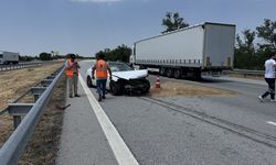 Edirne'de otomobil ile SUV araç çarpıştı, 2 kişi yaralandı