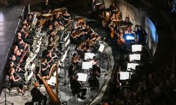 Efes Opera ve Bale Festivali, 'Kuğu Gölü' balesiyle perdelerini açtı
