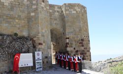 Elazığ'da 'Bilim Kafe' etkinliğinde 'Harput'un UNESCO Yolculuğu ve Harput İç Kale Kazıları' anlatıldı