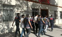 Eskişehir'de dolandırıcılık iddiasıyla yakalanan 5 zanlıdan 4'ü tutuklandı