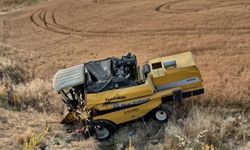 Gaziantep'te biçerdöver ile otomobilin çarpıştığı kazada 3 kişi yaralandı
