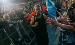 İngiliz şarkıcı Robbie Williams, 7 Ekim'de İTÜ Stadyumu'nda konser verecek