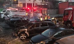 İstanbul'da sanayi sitesinde 10 aracın kundaklanmasına ilişkin 2 zanlı yakalandı