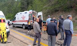 Karabük'te 2 otomobilin çarpıştığı kazada 8 kişi yaralandı
