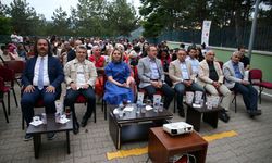 Kastamonu Üniversitesi öğrencileri mahallede açık hava sineması gerçekleştirdi