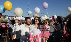 Kayseri'de kanseri yenen 3 yaşındaki Deniz için gökyüzüne balonlar bırakıldı