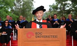 Koç Üniversitesi, 31'inci dönem mezunlarını verdi