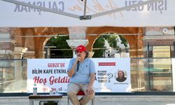 Kocaeli'deki 'Bilim Kafe'de 'Yapay Zeka Ne Kadar Fırsat, Ne Kadar Tehdit' konusu konuşuldu