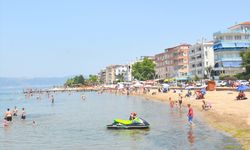 Kocaeli'nin mavi bayraklı plajlarında bayram tatili yoğunluğu