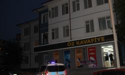 Konya'da ailesiyle kaldığı otelin penceresinden düşen çocuk yaralandı