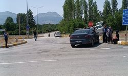 Konya'da iki otomobilin çarpıştığı kazada 5 kişi yaralandı