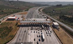 Kurban Bayramı tatilinin son gününde İstanbul-İzmir Otoyolu'nda dönüş yoğunluğu sürüyor