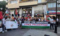 Kuşadası'nda İsrail'in Gazze'ye yönelik saldırıları protesto edildi