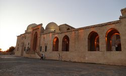 Mardin'deki 'Bilim Kafe' etkinliğinde 'Ruhları Kardeş Şehirler Mardin ve Kudüs' anlatıldı
