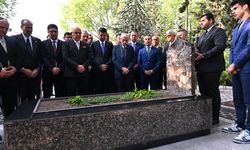 MHP Genel Başkanı Bahçeli'den Ülkü Ocakları Eğitim ve Kültür Vakfına bayram ziyareti
