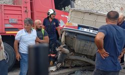Osmaniye'de kamyonla çarpışan otomobilin sürücüsü hayatını kaybetti
