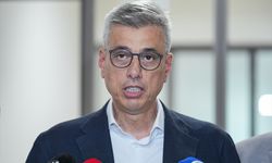Sağlık Bakanı Memişoğlu'ndan Kuzey Makedonya'daki yangında yaralananlara ziyaret: