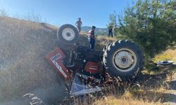 Sakarya'da devrilen traktördeki kadın öldü