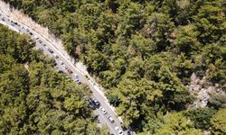 'Sakin Kent' Akyaka'da kara yolu ve plajlarda yoğunluk yaşandı