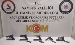 Samsun'da kurusıkı tabancayı silaha dönüştüren 2 zanlı yakalandı
