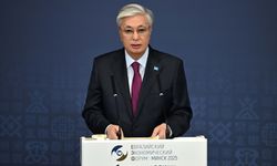 Tokayev, Avrasya Ekonomik Birliğinin küresel yapay zeka rekabetinde geride kalmaması gerektiğini söyledi: