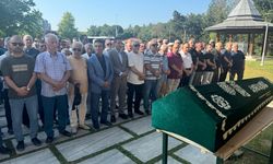Türk halk müziğinin usta ismi Mehmet Erenler son yolculuğuna uğurlandı