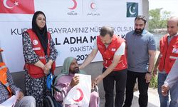 Türk Kızılay, Pakistan'da ihtiyaç sahiplerine kurban eti dağıttı