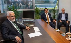 Yeni Yol Partisi Grup Başkanı Kaya, HÜDA PAR Genel Başkanı Yapıcıoğlu'nu ziyaret etti