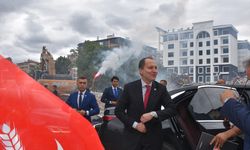 Yeniden Refah Partisi Genel Başkanı Erbakan, partisinin Afyonkarahisar Kongresi'nde konuştu: