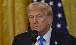 ABD Başkanı Trump: '(İran'da) Zaten büyük ölüm ve yıkım yaşandı ama bu katliamı sona erdirmek için hala zaman var çünkü planlanan sonraki saldırılar daha da acımasız olacak'