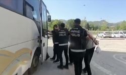 72 ilde uyuşturucu satıcılarına yönelik operasyonlarda 1933 kişi yakalandı