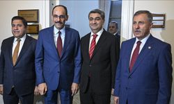 MİT Başkanı Kalın’dan Yeni Yol Partisi TBMM Grubu’na Ziyaret
