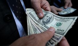 Dolar bugün de 40 liranın üzerinde seyrediyor