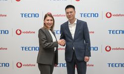 5G destekli Tecno Camon 40 Pro modeli Vodafone Flex'te satışa sunuldu