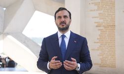 AK Parti İstanbul İl Başkanı Özdemir, 15 Temmuz Şehitler Anıtı'nı ziyaret etti:
