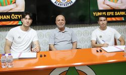 Alanyaspor, kadrosuna kattığı 2 genç futbolcu ile sözleşme imzaladı
