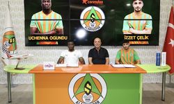 Alanyaspor, kadrosuna kattığı 2 oyuncu için imza töreni düzenledi