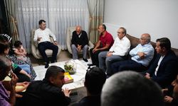 Bakan Kurum, Malatya'da yeni evlerine kavuşan depremzede aileye misafir oldu