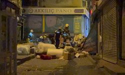 Beyoğlu'nda bir binada çökme meydana geldi