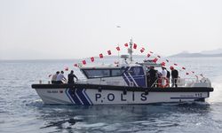 Bodrum'da Şehit Komiser Ekrem Uyar kontrol botu denize indirildi
