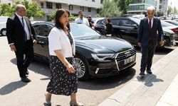 DEM Parti heyetinden, Gelecek Partisi Genel Başkanı Davutoğlu'na ziyaret