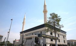 Diyarbakır'da hayırseverlerin katkısıyla inşa edilen 2 bin kişilik caminin açılışı yapıldı