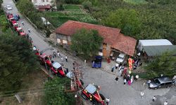 Düzce'de çiftçi ailenin sünnet aracı traktör oldu
