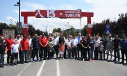 Düzce'de off-road tutkunları '15 Temmuz Demokrasi ve Milli Birlik Günü' turu düzenledi