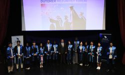 Düzce'de Türkçe dil eğitimini tamamlayan öğrenciler için mezuniyet töreni düzenlendi